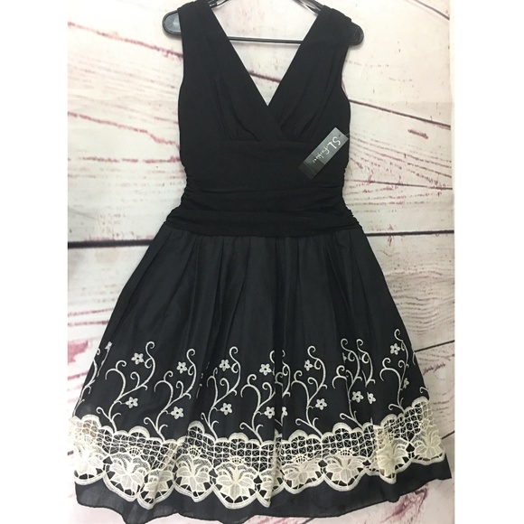 S.L. Fashions Dresses & Skirts - S.L. Fashions Macy's Cocktail Dress Size 12 NWT